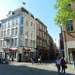 rho-hotel.amsterdamhotelsnl.com/